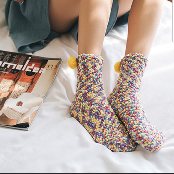 Atelier Sona Accessories - Cupcake Fuzzy Socks-Yellow